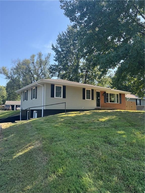 5402 Frederick Ave, St Joseph, MO 64506
