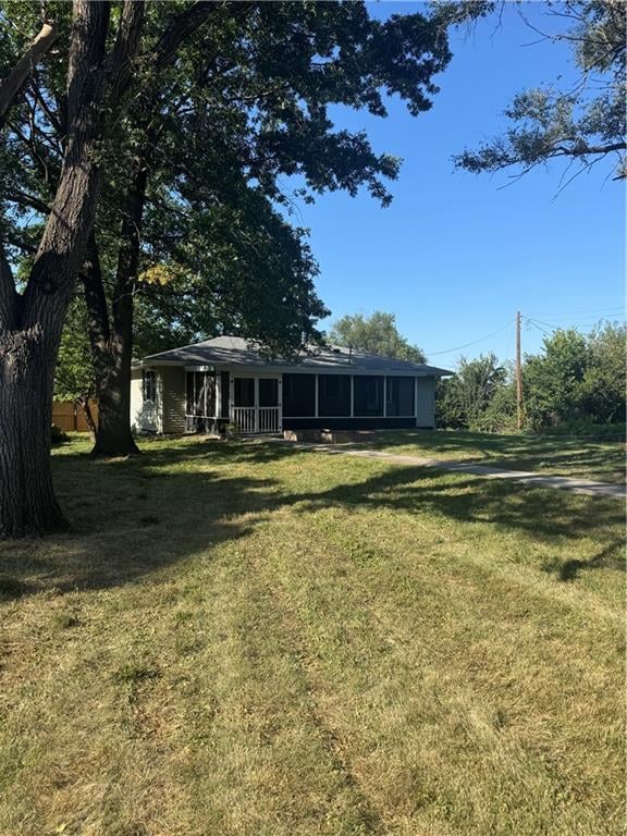 5402 Frederick Ave, St Joseph, MO 64506