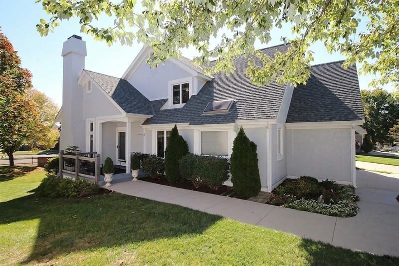 5218 W 121st St, Overland Park, KS 66209
