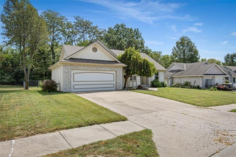 11835 Virginia St, Kansas City, MO 64131