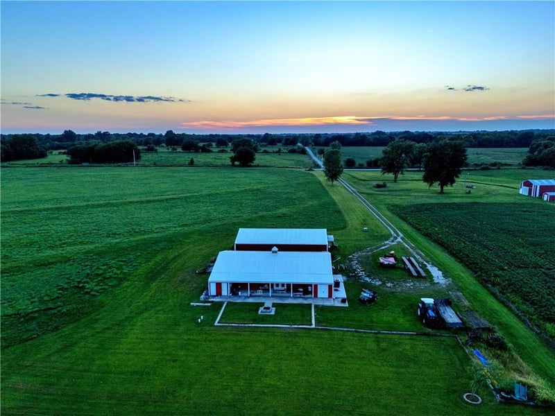11004 110th Ln, Sweet Springs, MO 65351