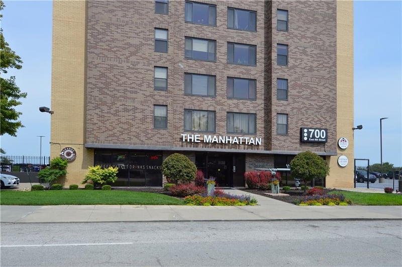 700 E 8th St #9L, Kansas City, MO 64106