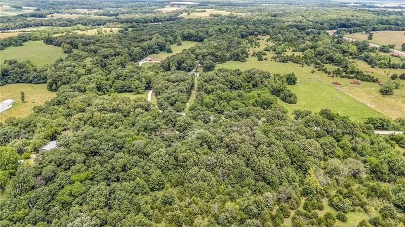1675 Jackson Rd, Ottawa, KS 66067
