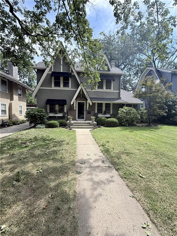 7241 Belleview Ave, Kansas City, MO 64114