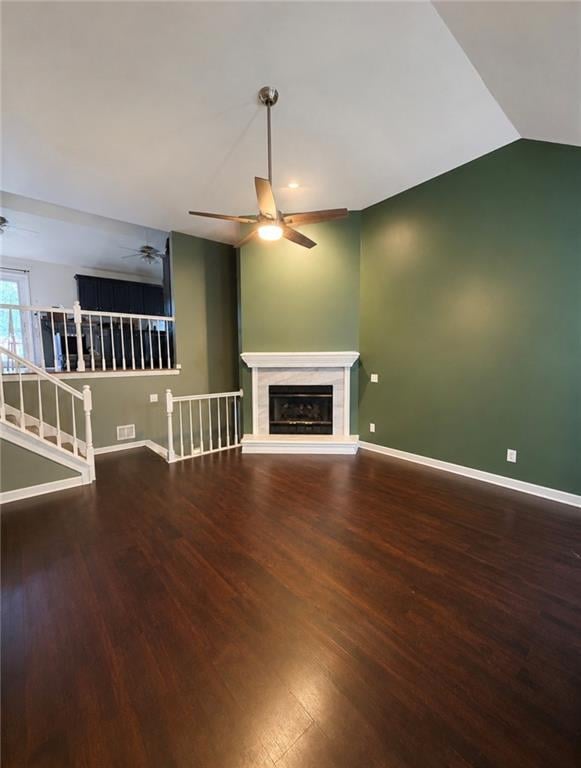 122 Oakbrook Ct, Lansing, KS 66043