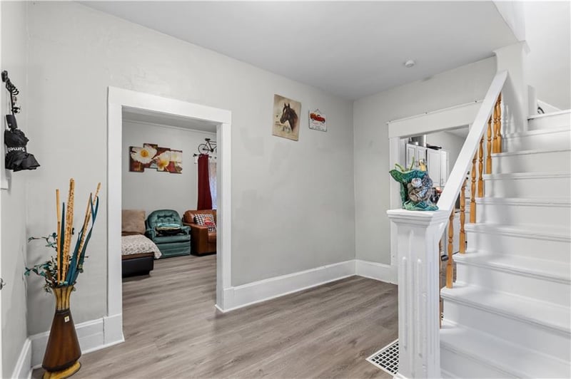 206 N Valley St, Kansas City, KS 66102