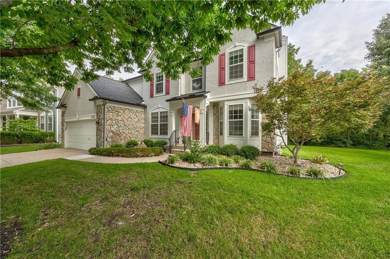 15712 W 158th Ter, Olathe, KS 66062
