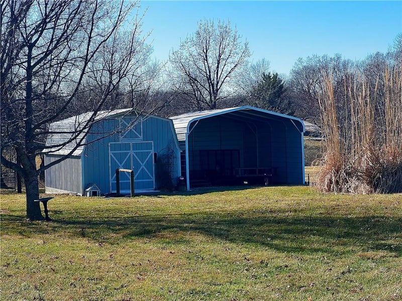 14318 Kimberly Dr, Excelsior Springs, MO 64024