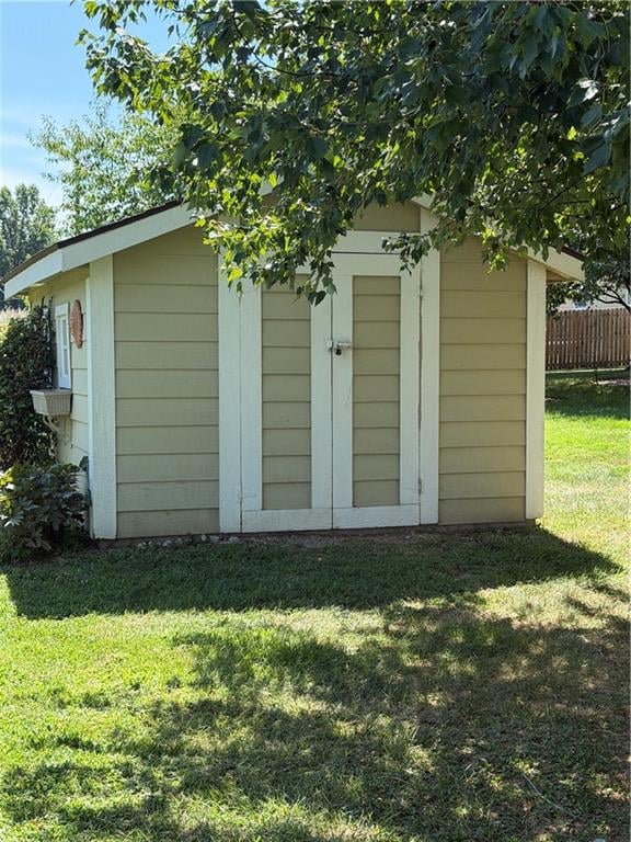 1722 S Willow St, Ottawa, KS 66067