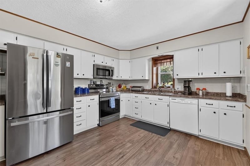 33600 E 315th St, Garden City, MO 64747