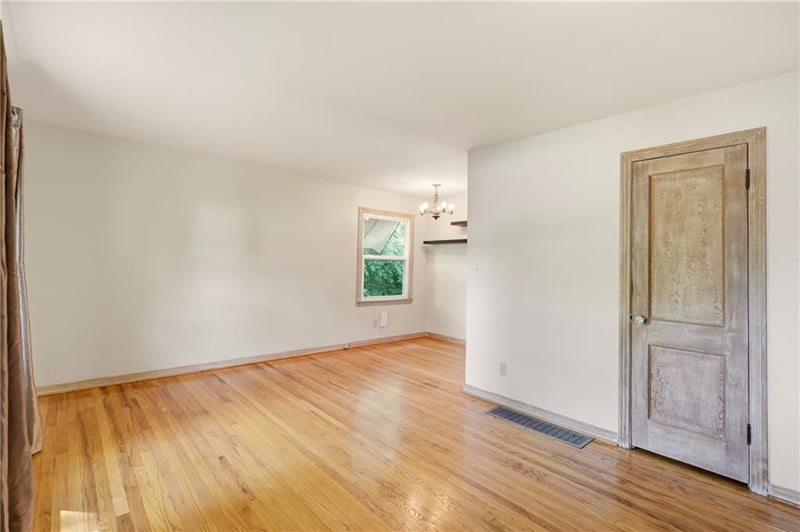 2134 Bristow St, Kansas City, KS 66103