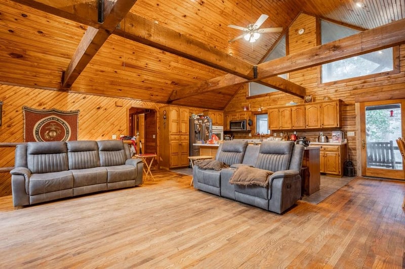6030 Se 740 Pvt Rd, Collins, MO 64738