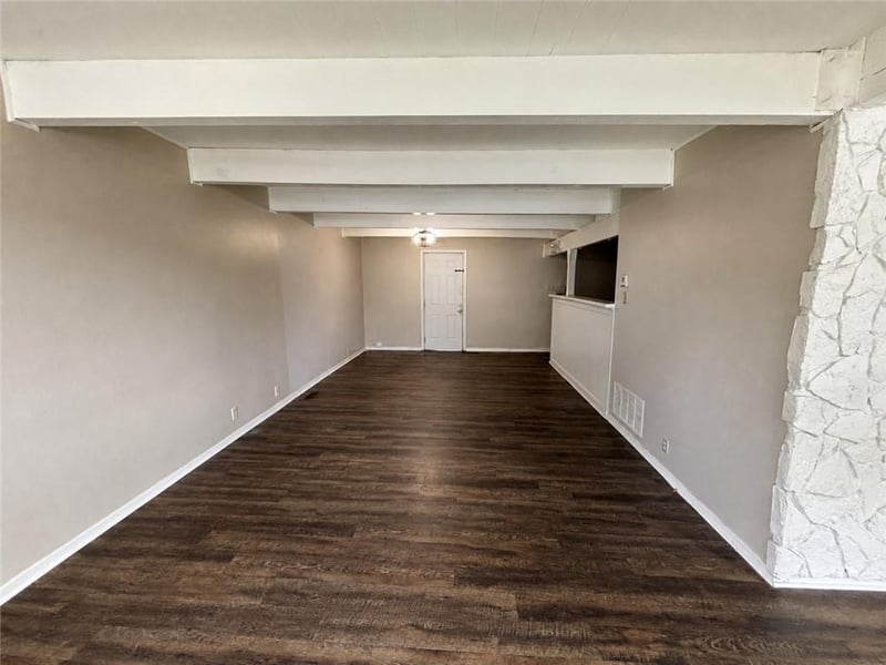915 N 70th Ter, Kansas City, KS 66112