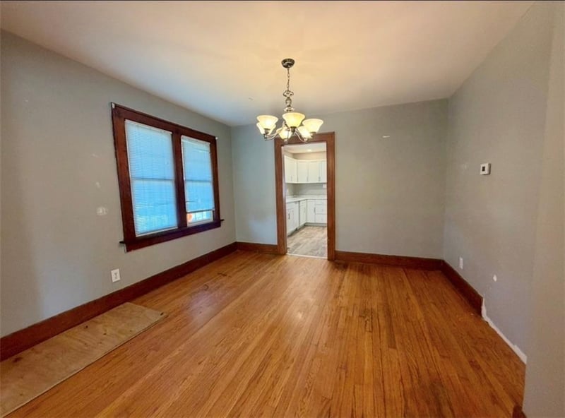2801 Angelique St, St Joseph, MO 64501
