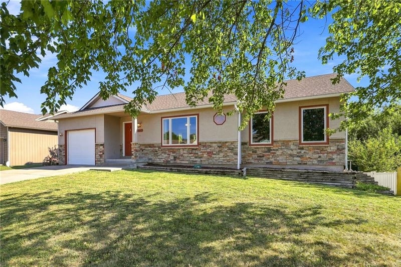 533 N Mulberry St, Gardner, KS 66030
