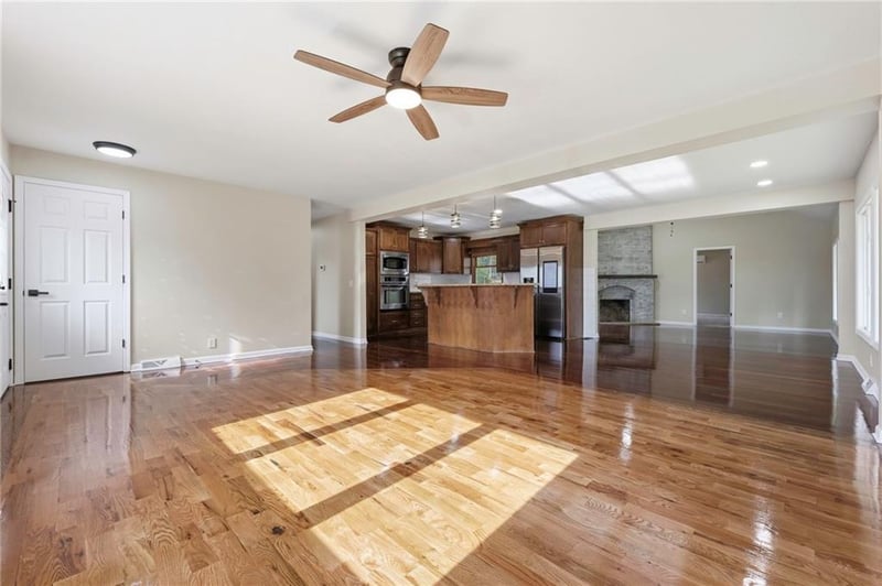 1010 Wesley Ave, Raymore, MO 64083