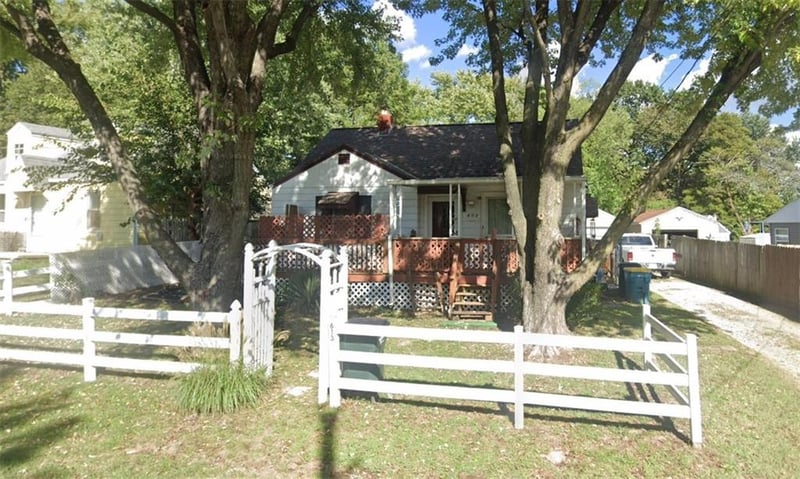613 N Highland Dr, Independence, MO 64050