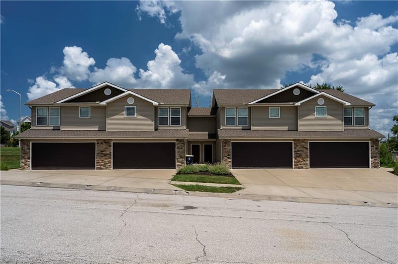 9517 N Baltimore Ave, Kansas City, MO 64155