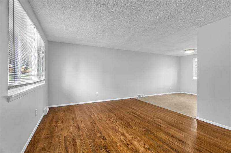 4024 N Spruce Ave, Kansas City, MO 64117