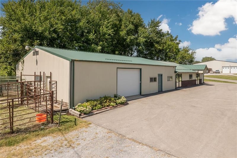 1302 W Us Highway 71 N/A, Savannah, MO 64485