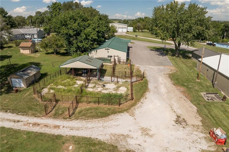 1302 W Us Highway 71 N/A, Savannah, MO 64485