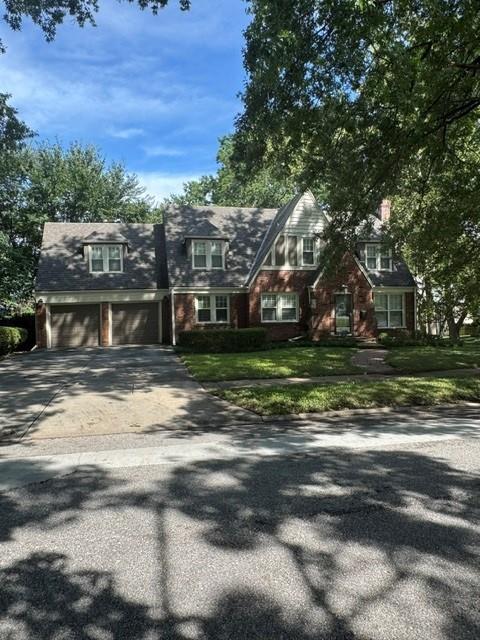 6821 Brookside Rd, Kansas City, MO 64113