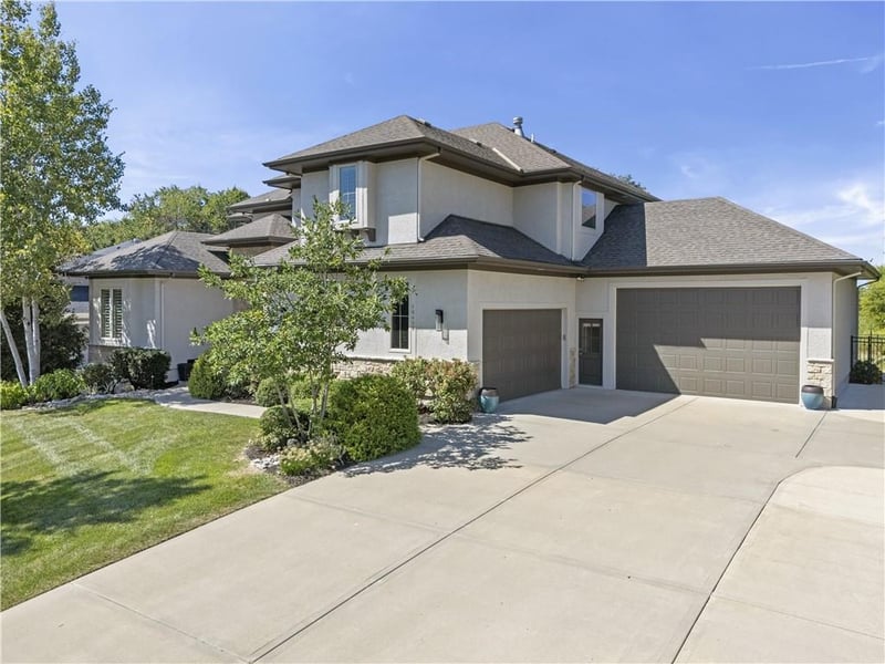 16408 Rosehill St, Overland Park, KS 66221