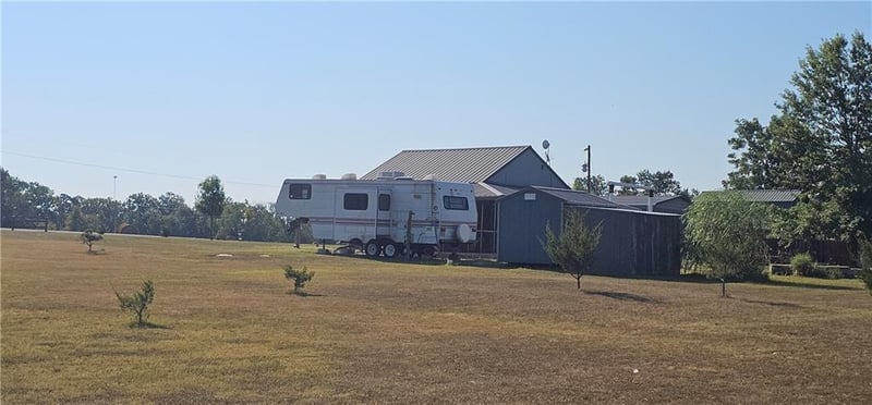 27307 Sunset Dr, Clinton, MO 64735