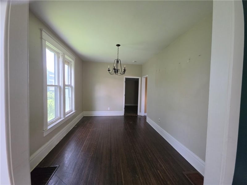 3300 Holmes St, Kansas City, MO 64109