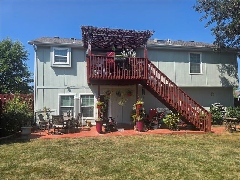 1009 NE Florence Ave, Lee's Summit, MO 64086