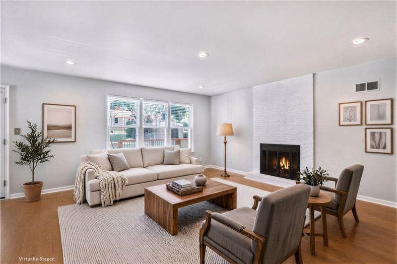 7937 Pennsylvania Ave, Kansas City, MO 64114