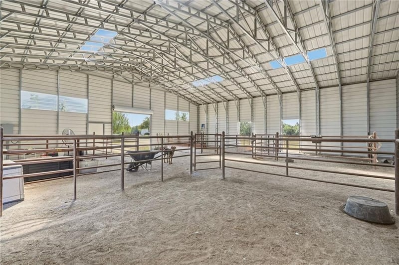 27611 S Belle Plain Rd, Harrisonville, MO 64701