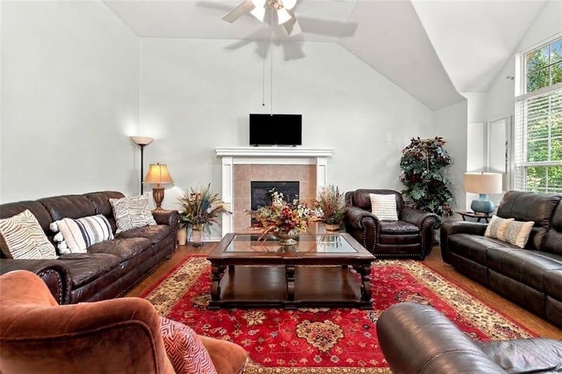 728 S Maple St, Gardner, KS 66030