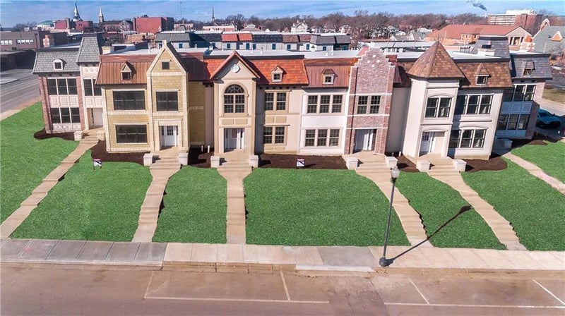 302 N Main St, Independence, MO 64050