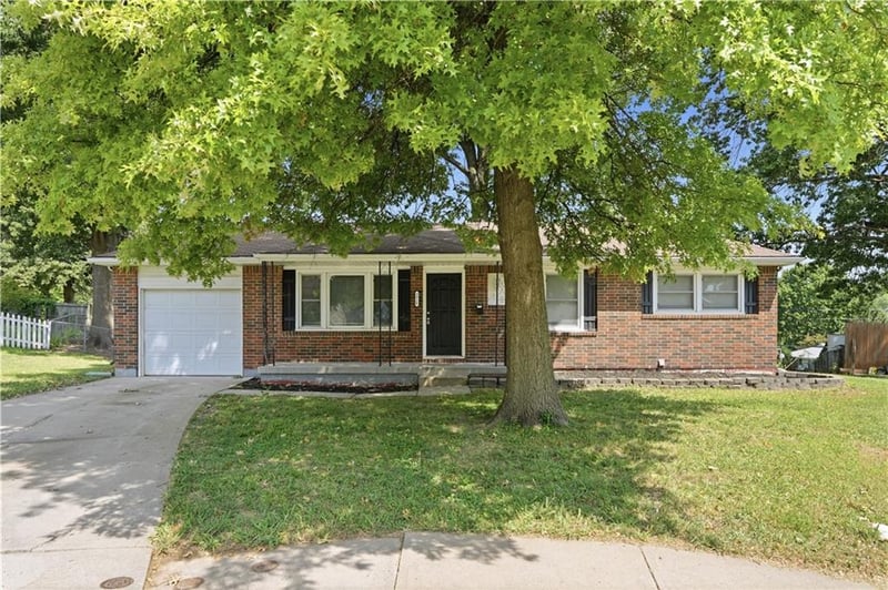 3920 Crane Ave, Independence, MO 64055