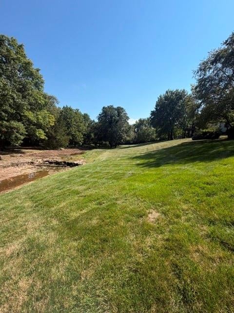 12805 Cedar St, Leawood, KS 66209