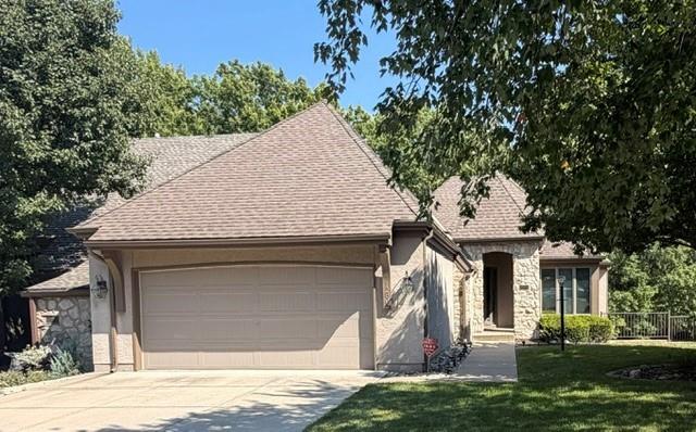12805 Cedar St, Leawood, KS 66209