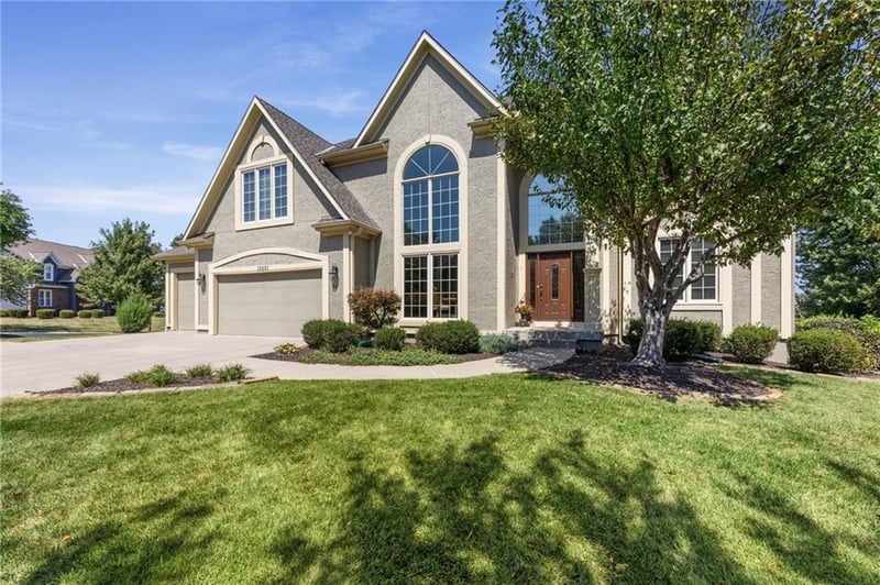 12401 W 129th St, Overland Park, KS 66213