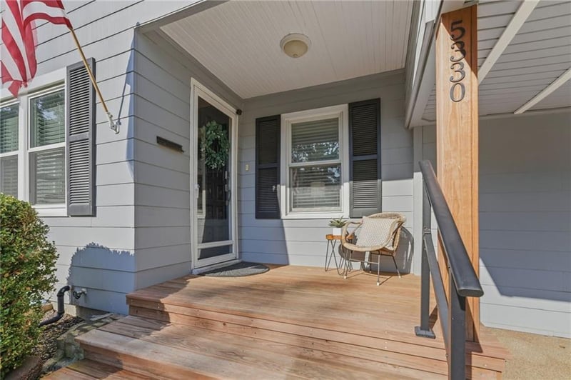 5330 Rosewood St, Roeland Park, KS 66205