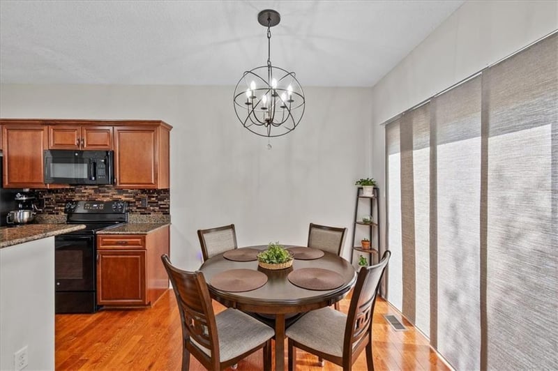8871 Inkster St, Lenexa, KS 66227