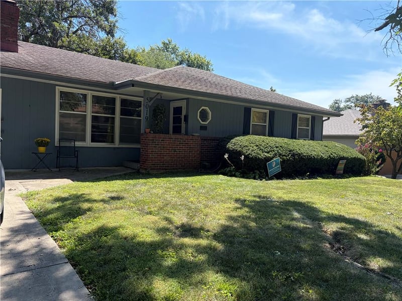 5019 Pawnee Dr, Roeland Park, KS 66205