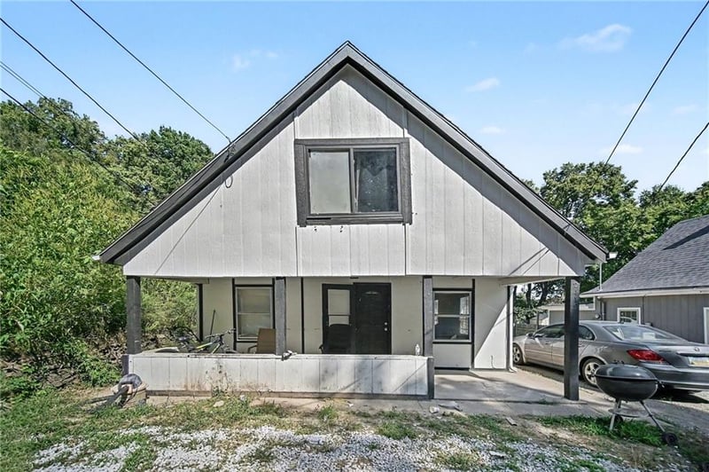 2449 S 12th Ter, Kansas City, KS 66103