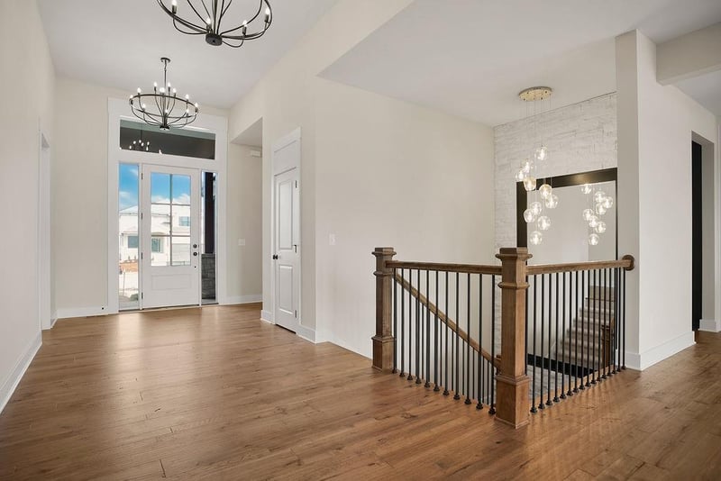 17521 Manor St, Overland Park, KS 66085