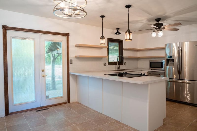 Ridge Dr, Sugar Creek, MO 64054