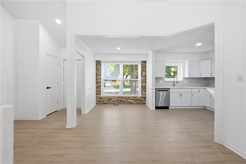 14906 W 89th St, Lenexa, KS 66215