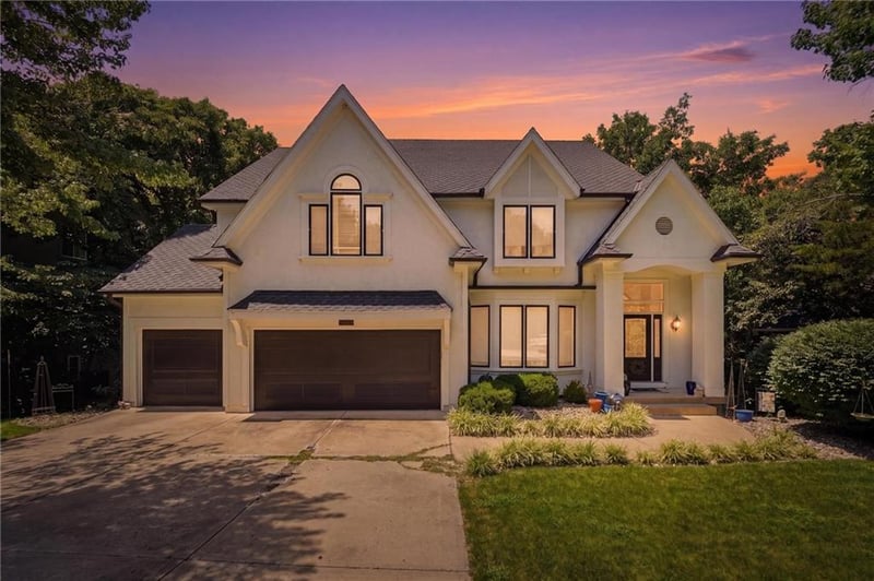 10340 S Hollis Ln, Olathe, KS 66061