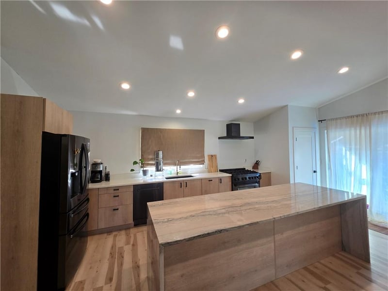 7142 Forest Ave, Kansas City, MO 64131