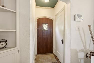 321 E 69th St, Kansas City, MO 64113