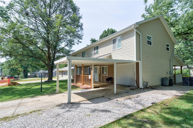 11424 Palmer Ave, Kansas City, MO 64134