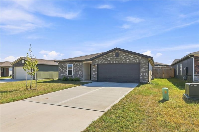 37815 W 207th Ter, Edgerton, KS 66021